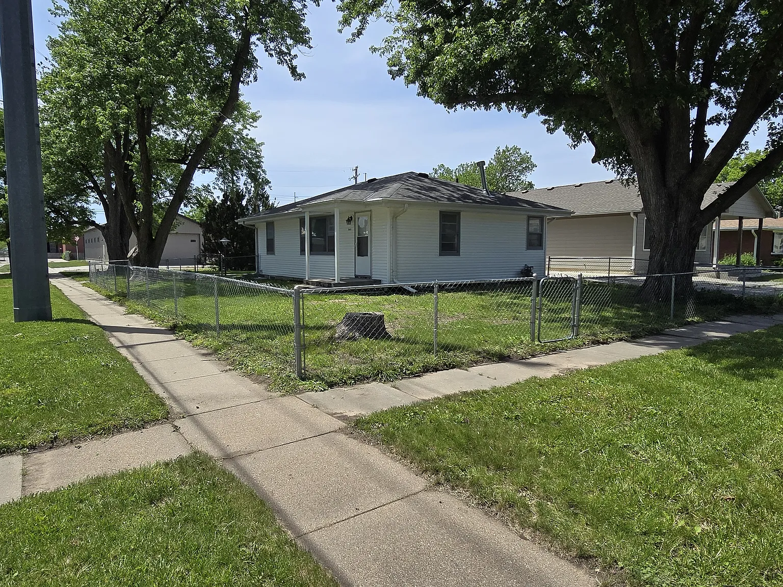 5645 Kearney Ave — Photo 3