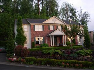 23013 SE 44th St, Sammamish, WA