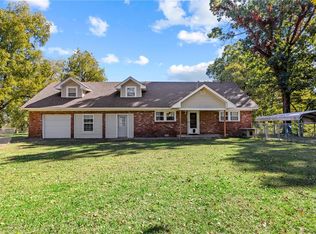 22264 Spring Valley Rd, Springdale, AR 72764