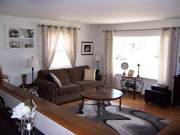 5th image of 149 W Emerson Ave