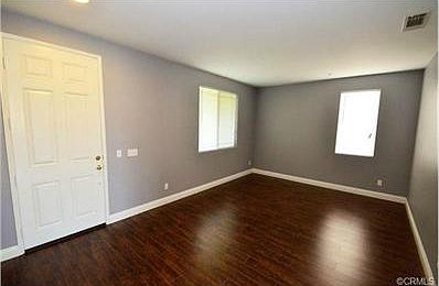 5th image of 15241 Holiday Dr