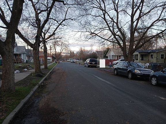 4th image of 2101 E 6th Ave