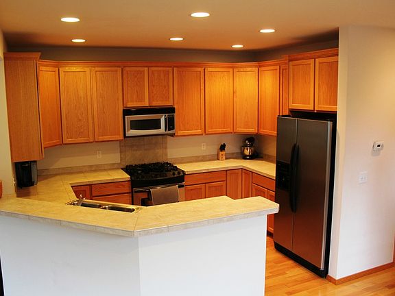 5th image of 15527 Admiralty Way #1A