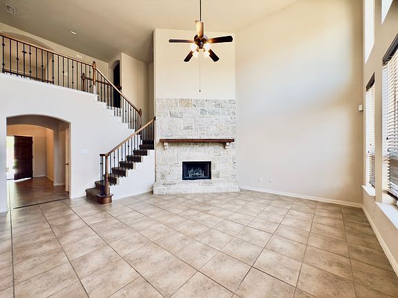 3rd image of 4953 Grinstein Dr
