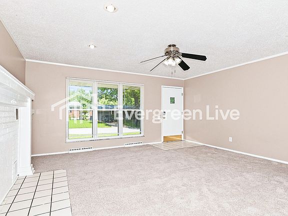 3rd image of 1550 Reale Ave