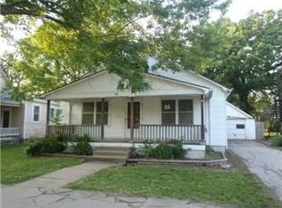 241 W 5th Ave, Garnett, KS 66032