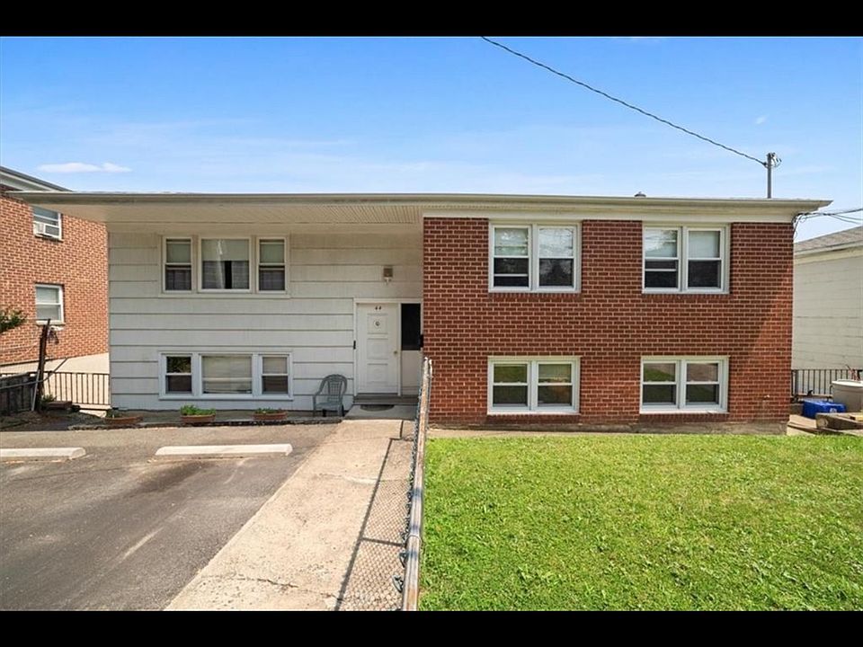 1st image of 44 Hillside Ave #1