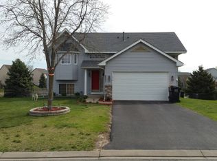 2321 Ponds Way, Shakopee, MN 55379