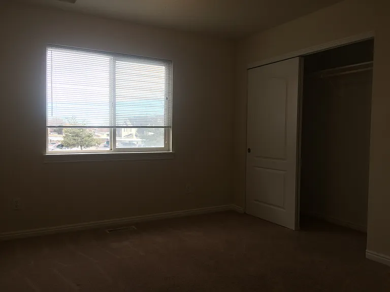 1312 S Ivy St #A — Photo 6