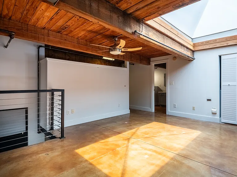 644 Wells St SW #7 — Photo 7
