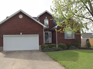 141 Farmview Dr, Mt Washington, KY 40047