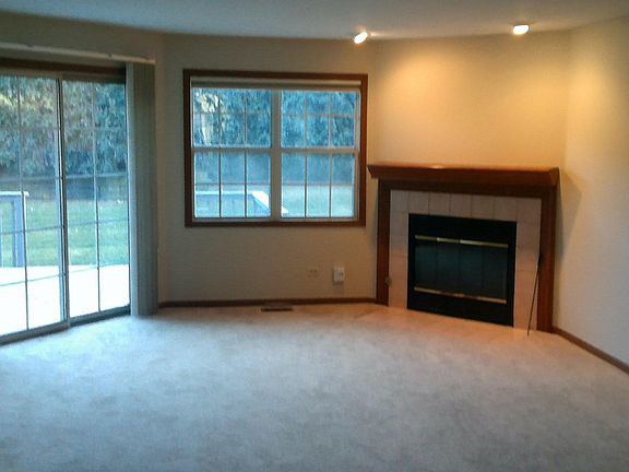 2nd image of 146 Louise Ct