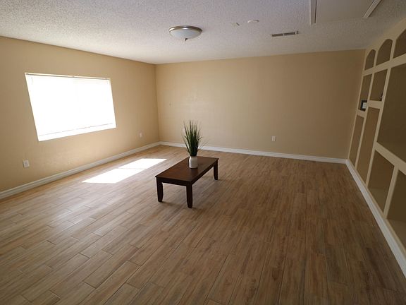 5th image of 1806 Frank Sinatra Pl