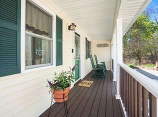 8 Alfred Pl, Woburn, MA 01801