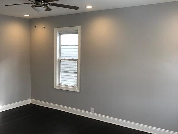 5th image of 10337 S Avenue N