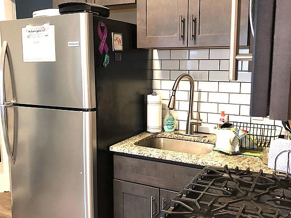 4th image of 206 Hawley Ave APT 4