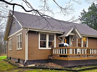 1913 Niles Buchanan Rd, Niles, MI 49120