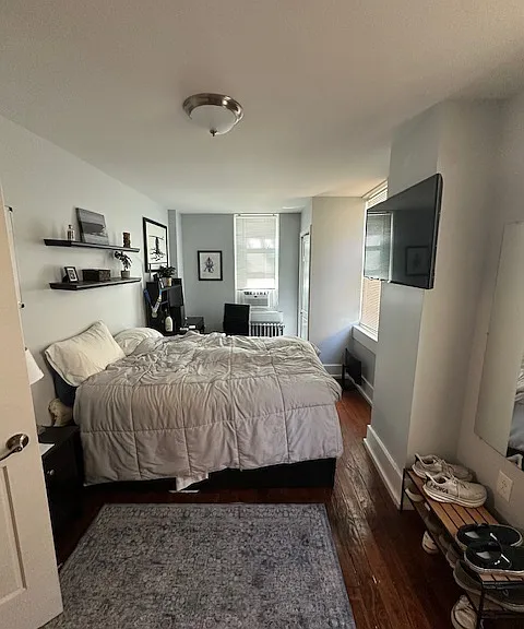 3500 Hamilton St #2R — Photo 2