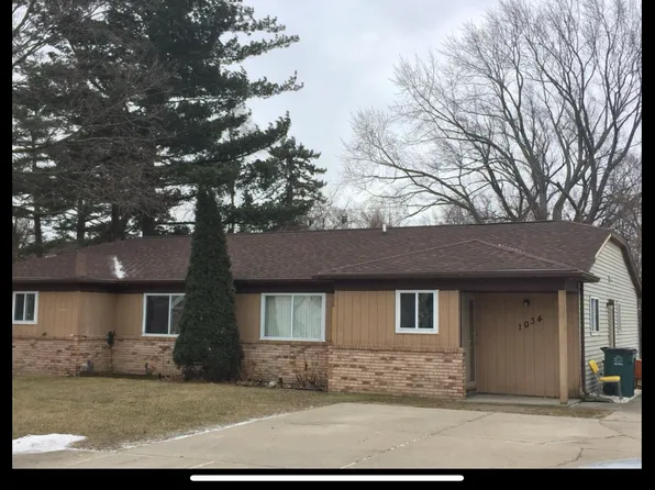 1034 Kelley St, Troy, MI 48083