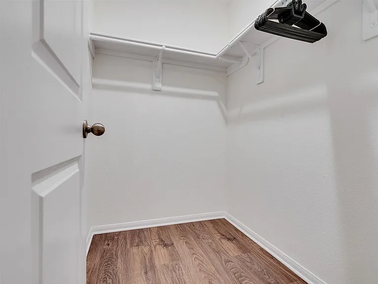 416 Magnolia St — Photo 15