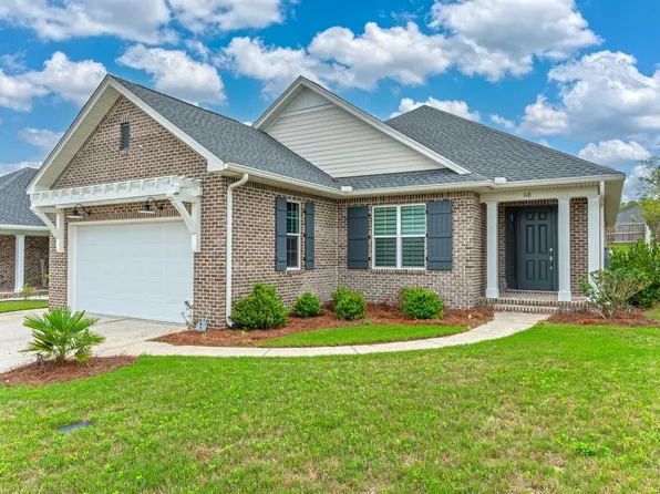 118 Raiders Trl, Valparaiso, FL 32580