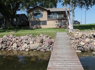 10679 Crowley Ave, Spirit Lake, IA 51360