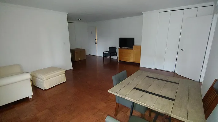 Rented by Weichert Manhattan Midtown | media 6