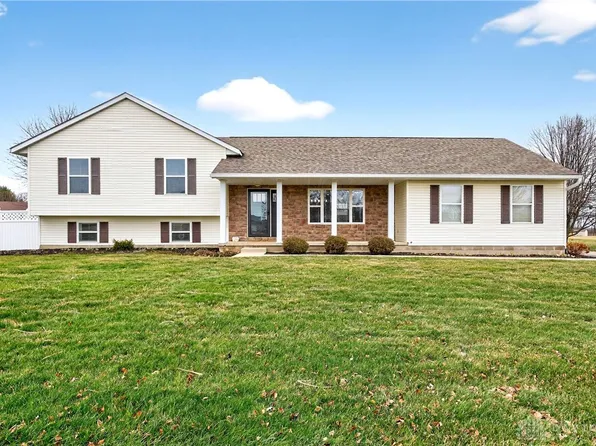 2660 Jade Pointe Ct, Waynesville, OH 45068