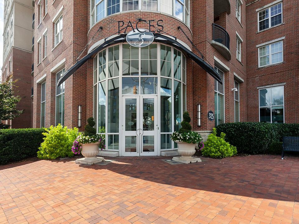 Paces 325 Condominiums