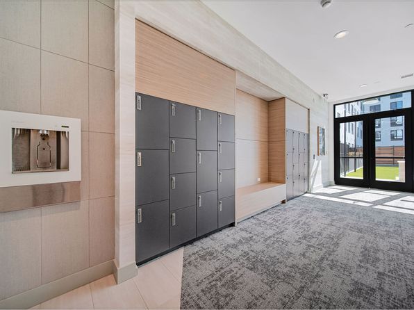 39 Railroad Ave #561B