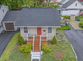 1 Reamer St, Colonie, NY 12205