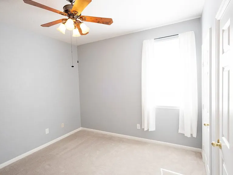 22 S Lace Arbor Dr — Photo 18