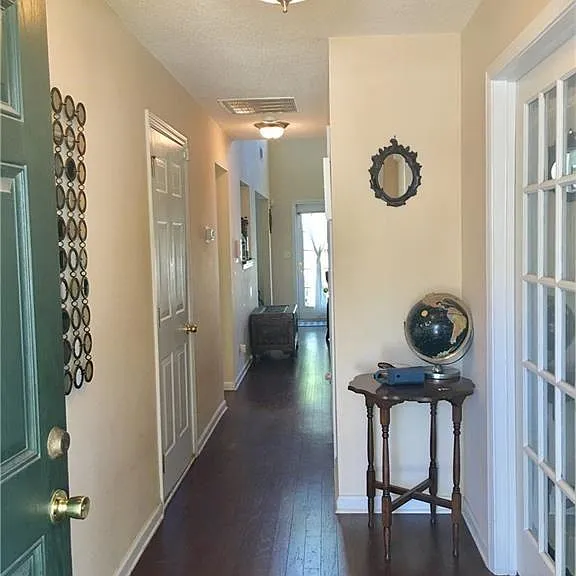 1634 Charleston Walk SE — Photo 2