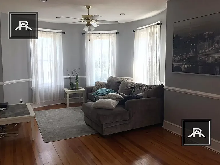 17 Holman St #1 — Photo 14