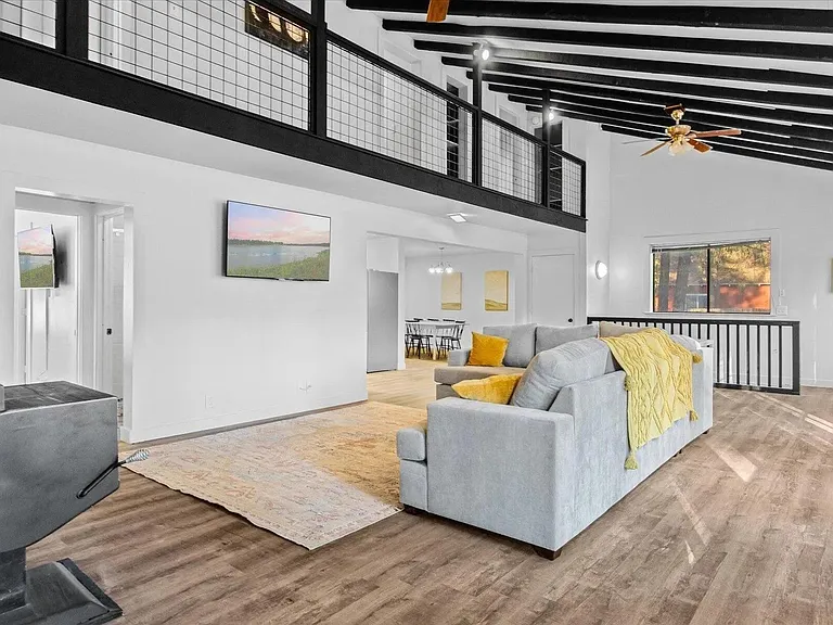 5065 Forest View Rd — Photo 9