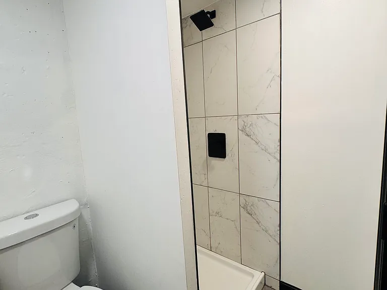 6417 N Bellefontaine Ave — Photo 26