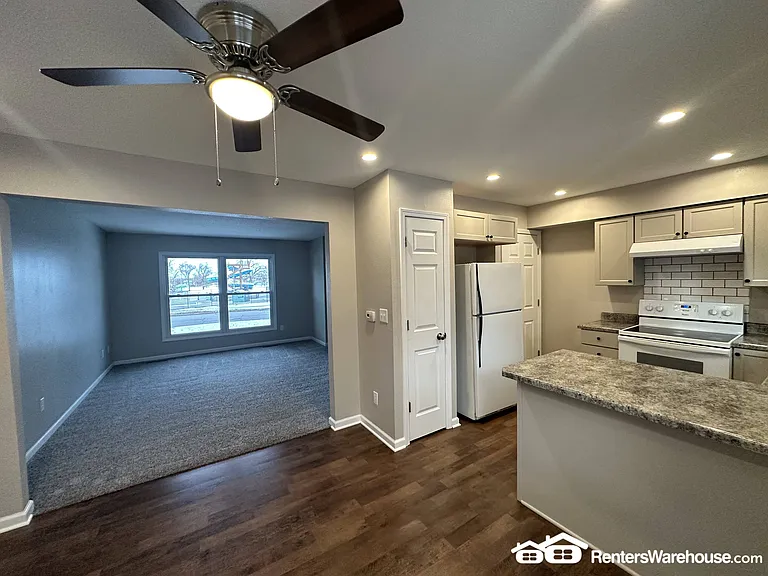 4926 Madison Ave — Photo 9