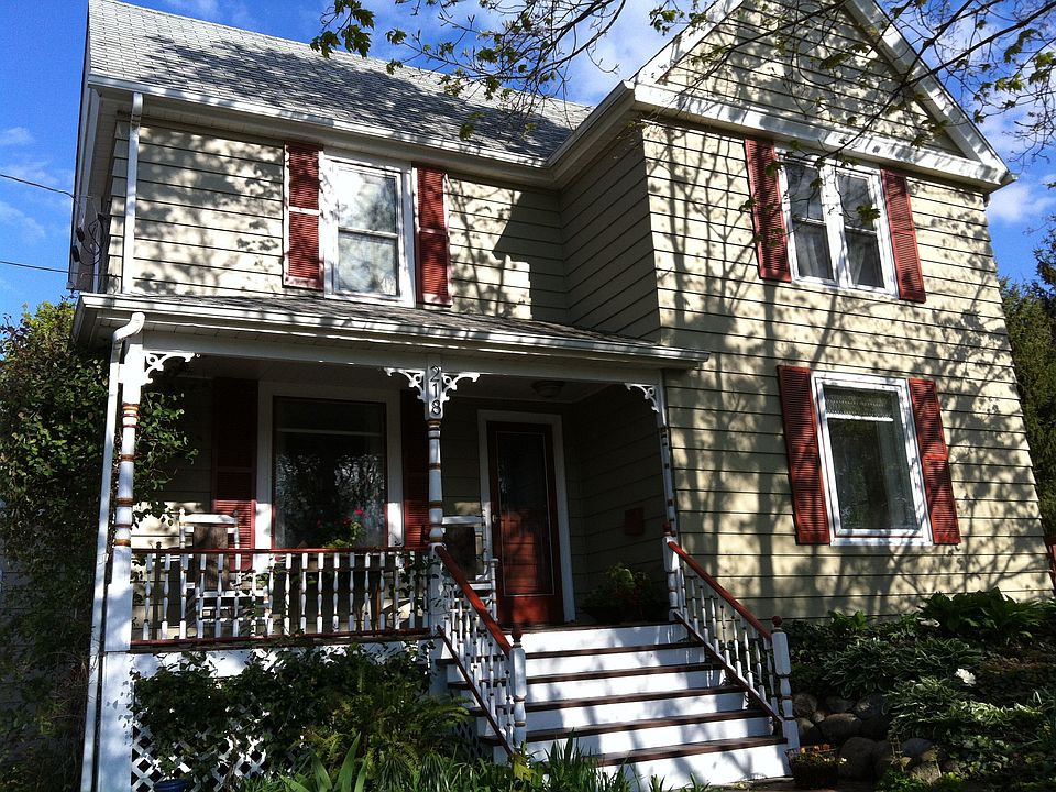 1st image of 218 N Sacramento St