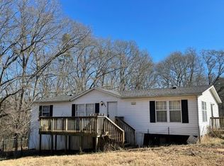 323 R C Thompson Rd, Chesnee, SC 29323
