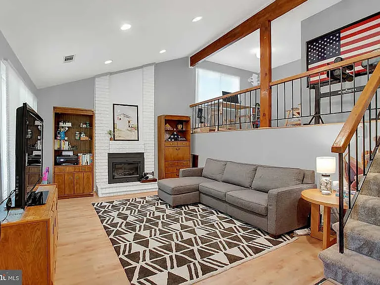 4440 Flintstone Rd — Photo 2