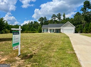 516 Tenney Nelson Rd, Grantville, GA 30220