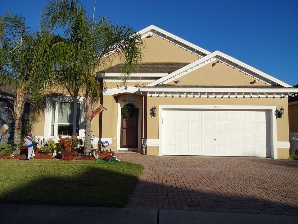 1st image of 208 Vizcay Way