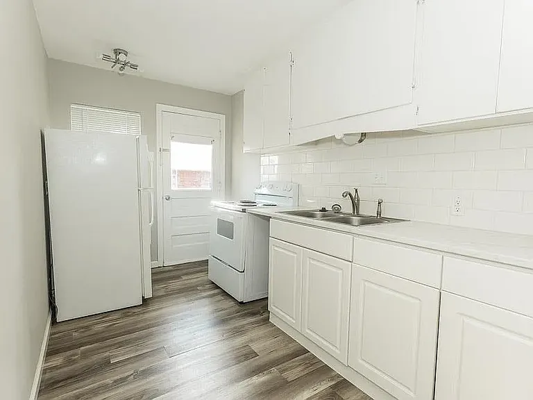 708 Johnstown Ave #3 — Photo 4