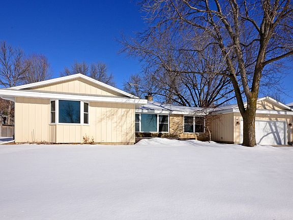 2nd image of 4916 Normandale Highlands Dr