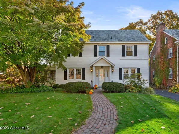 19 HolmesDale, Albany, NY 12203