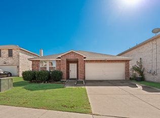 602 Ambarella St, Arlington, TX 76002
