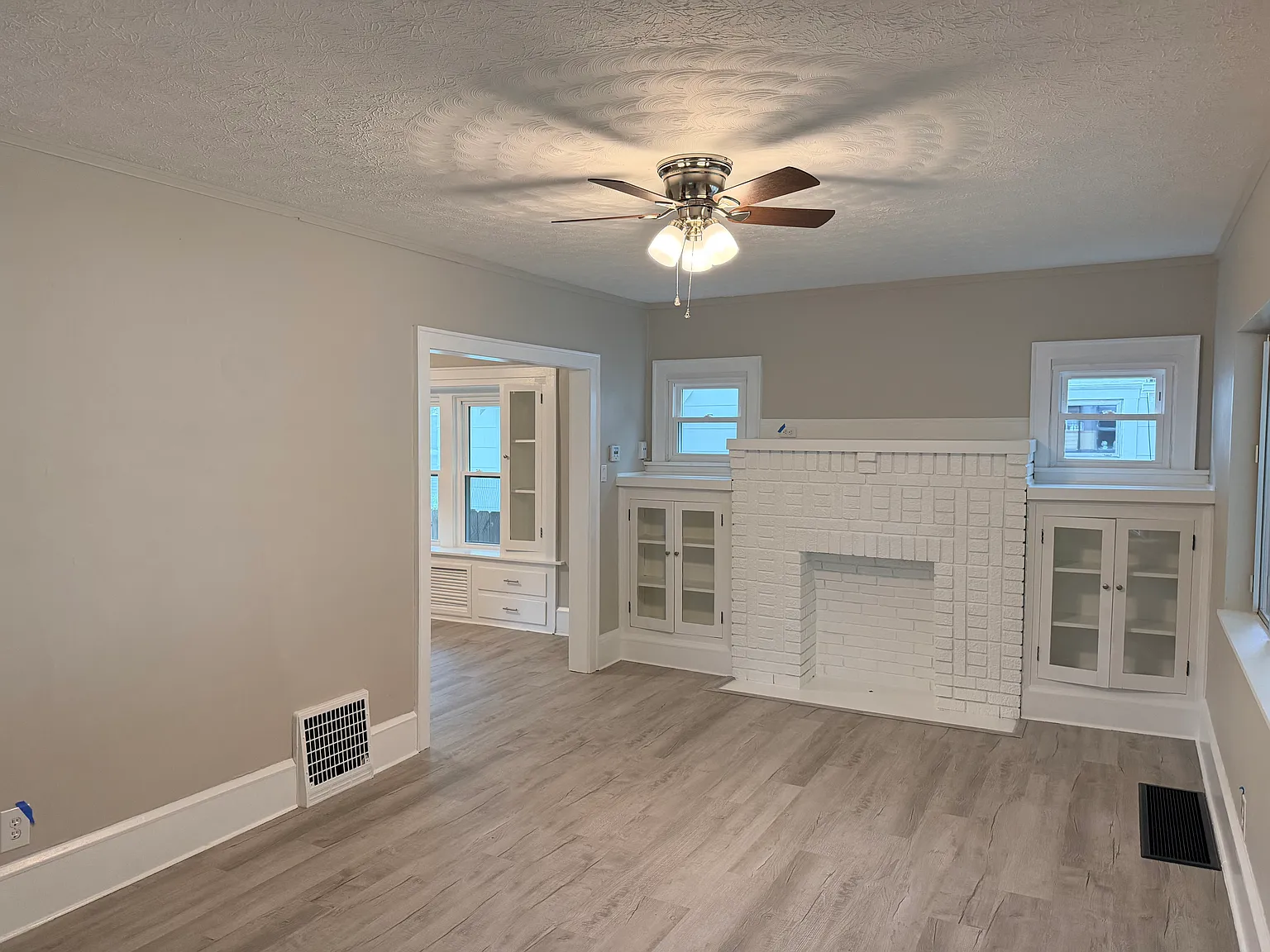 3 bed, 1428 sqft, $1,275 — Photo 1