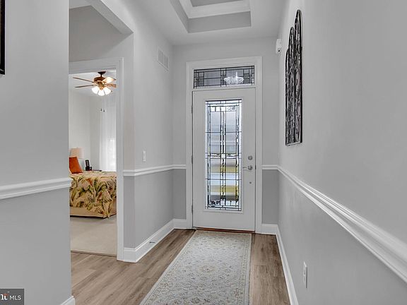 4th image of 406 General Dr