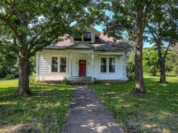 501 Rosemound St, Commerce, TX 75428