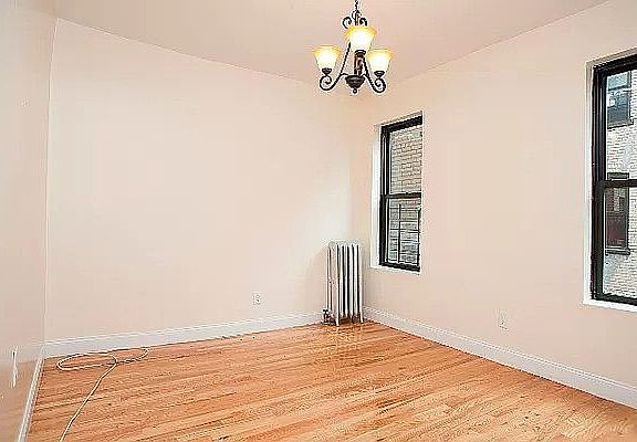 4th image of 351 E 21st St APT 3F